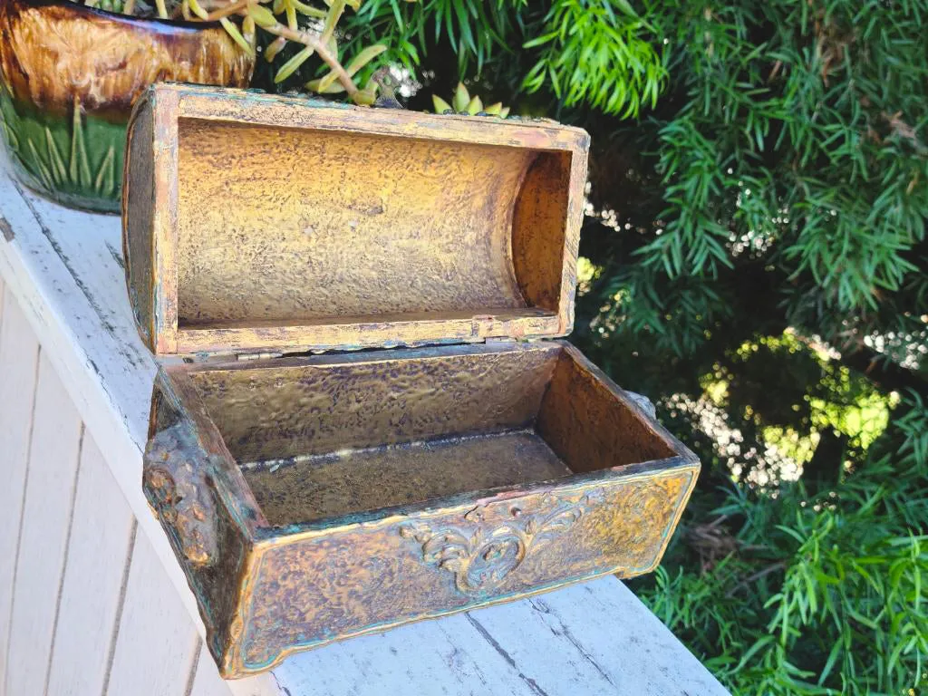 Antique Art Nouveau Outdoor Nautical Boat Scene Gold Gild High Relief Box