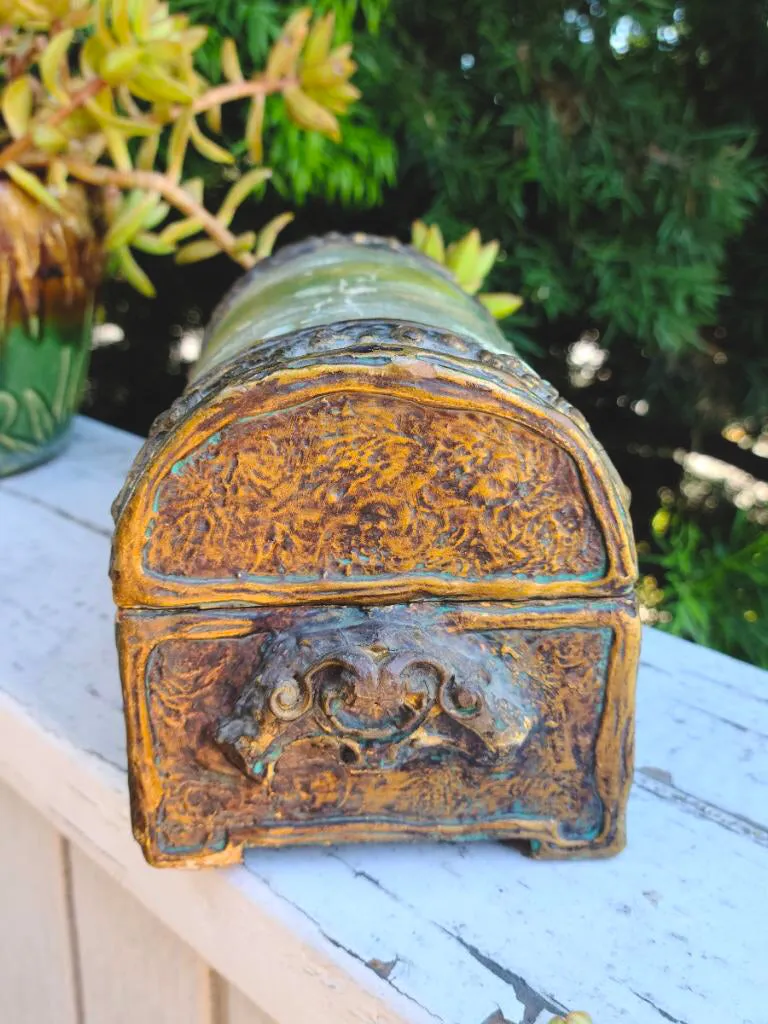 Antique Art Nouveau Outdoor Nautical Boat Scene Gold Gild High Relief Box