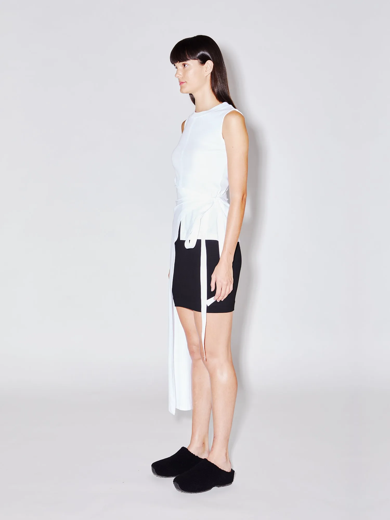 Sleeveless Split Apron T-Shirt